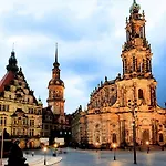 아파트 Ankommen Und Wohlfuehlen! 124 Qm In Altstadt-naehe 드레스덴