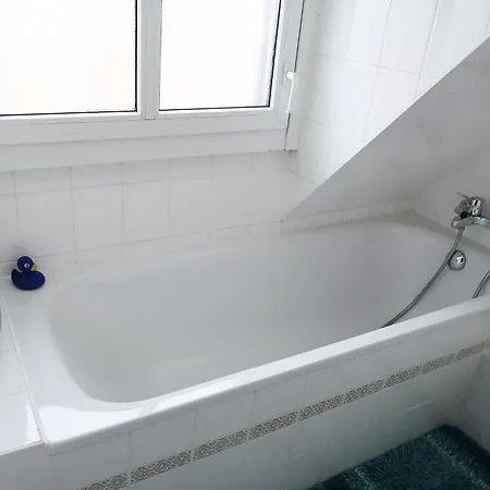 Appartement Ankommen Und Wohlfuehlen! 124 Qm In Altstadt-naehe *